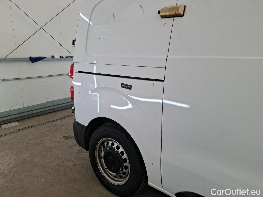  Opel  Vivaro OPEL  / 2019 / 4P / Fourgon tôlé 1.5 Diesel 120 L2 PACK BUSINESS #7