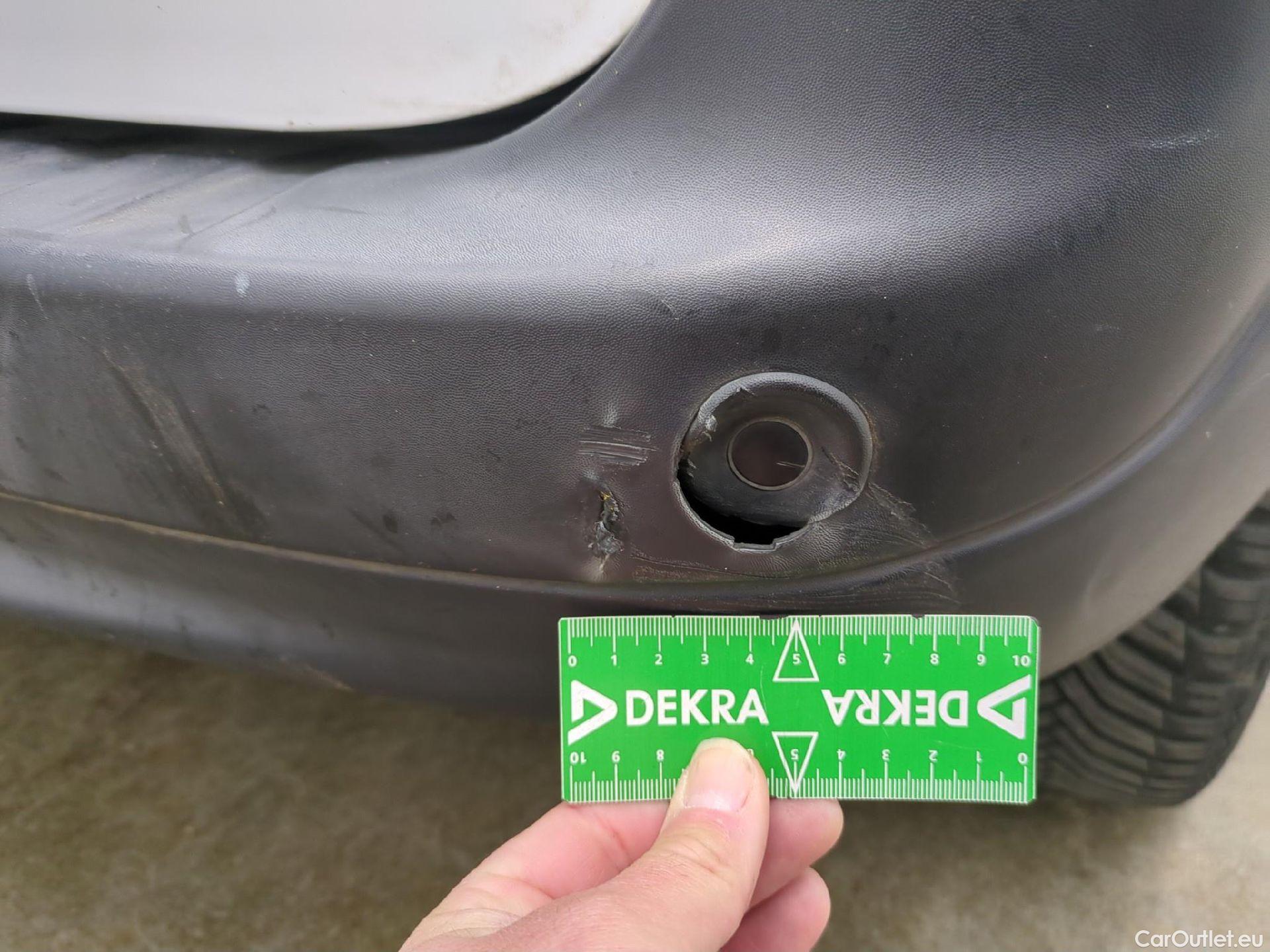  Renault  Kangoo  Express Maxi Extra (Série Spéciale) - Cab. Appr. 1.5 dCi 110CV BVM6 E6 #21