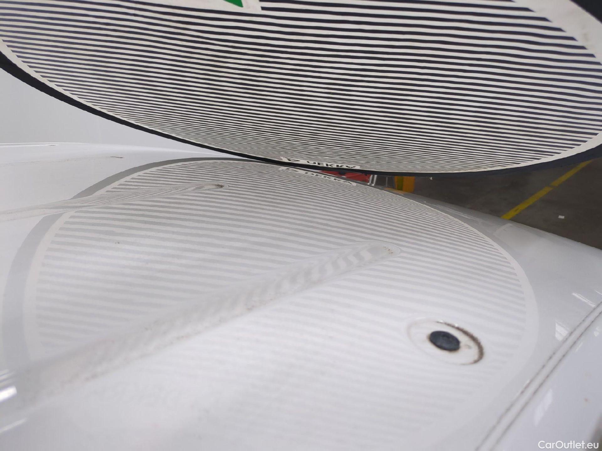  Volkswagen  Caddy VOLKSWAGEN  Van / 2015 / 4P / Fourgonnette 2.0 TDI 75 Business Line #21