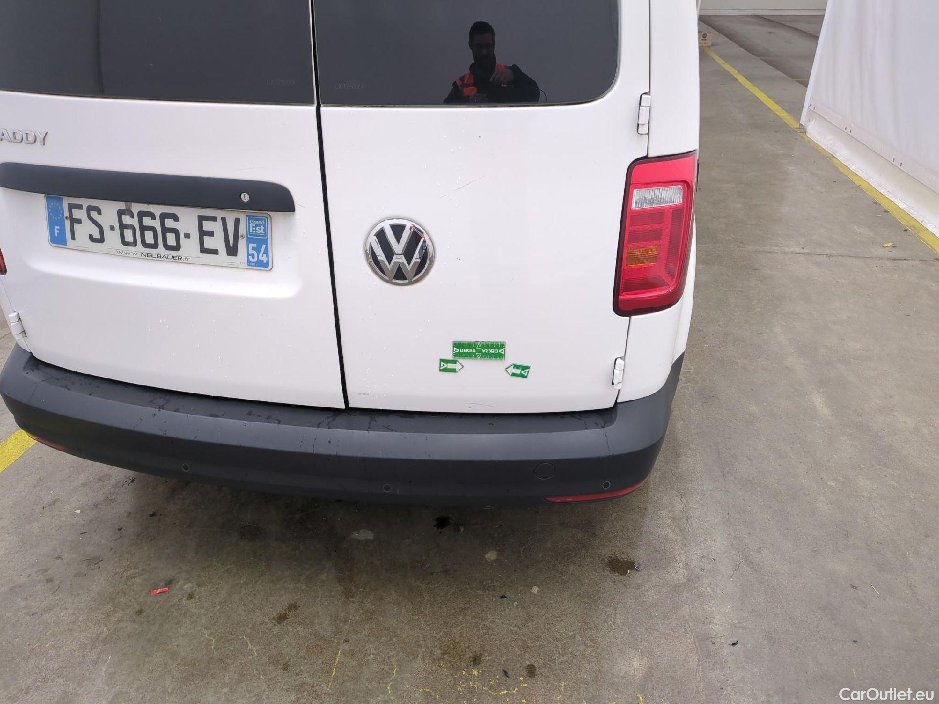  Volkswagen  Caddy VOLKSWAGEN  Van / 2015 / 4P / Fourgonnette 2.0 TDI 75 Business Line #18