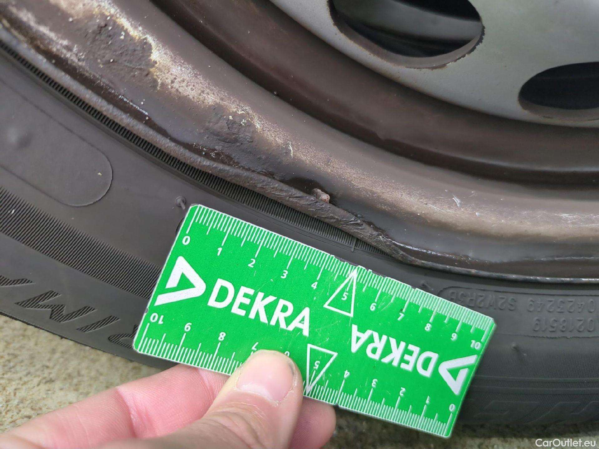  Volkswagen  Caddy VOLKSWAGEN  Van / 2015 / 4P / Fourgonnette 2.0 TDI 75 Business Line #7