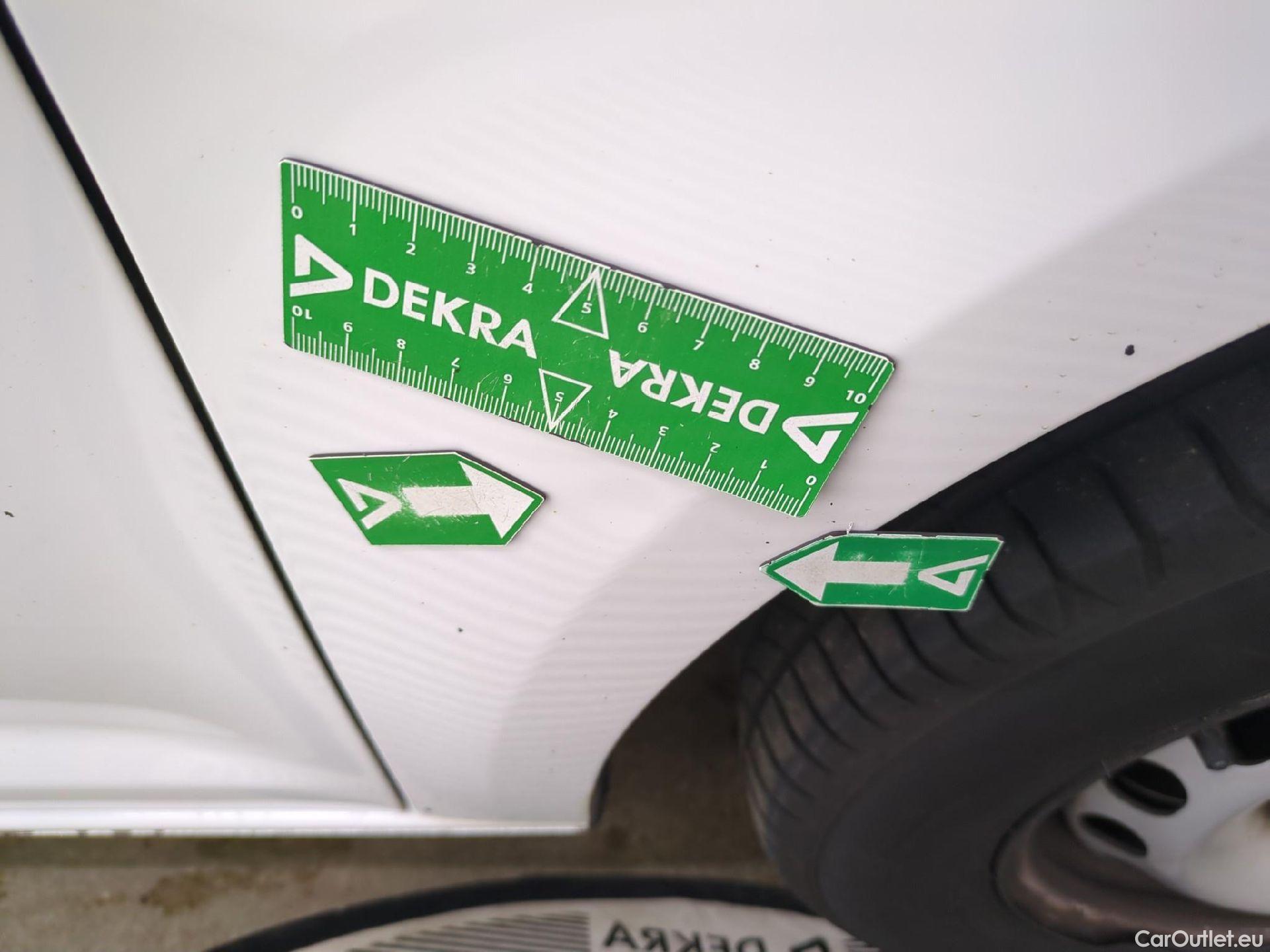  Volkswagen  Caddy VOLKSWAGEN  Van / 2015 / 4P / Fourgonnette 2.0 TDI 75 Business Line #34