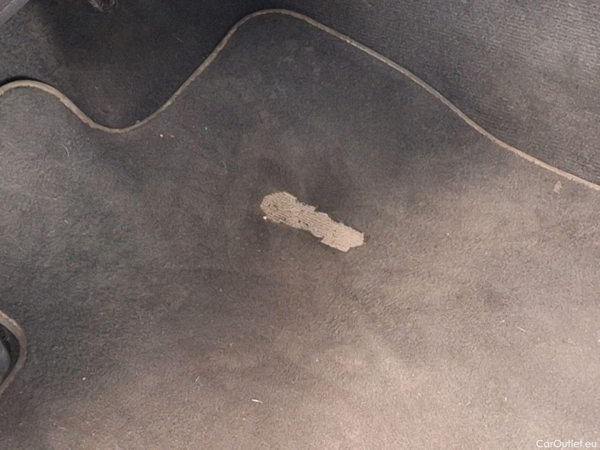  Audi  Q3 Audi,  SB '19 PHEV, Audi  Sportback 45 TFSI e S tronic S Line 5d #4