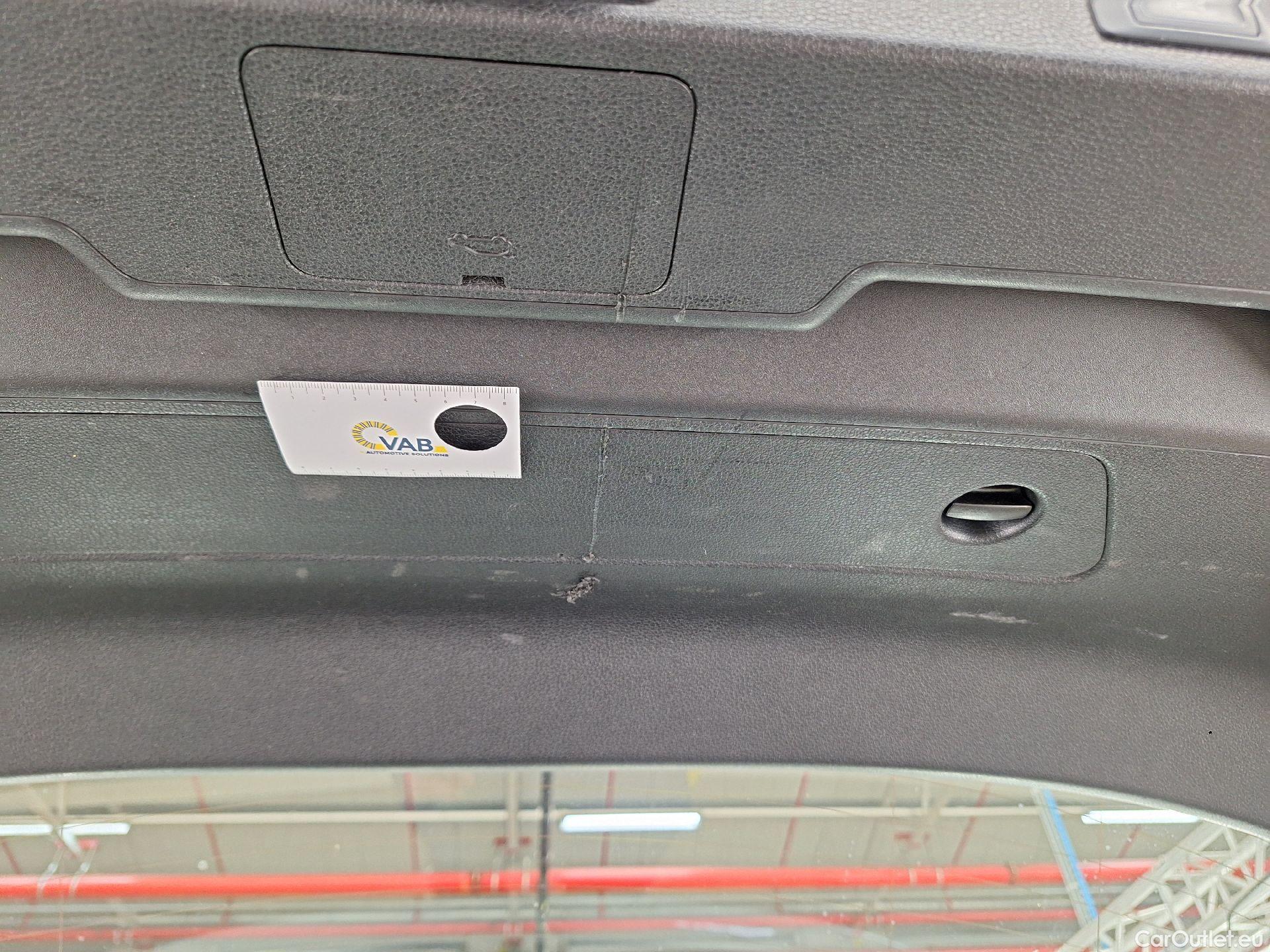  Audi  Q3 Audi,  SB '19 PHEV, Audi  Sportback 45 TFSI e S tronic S Line 5d #29