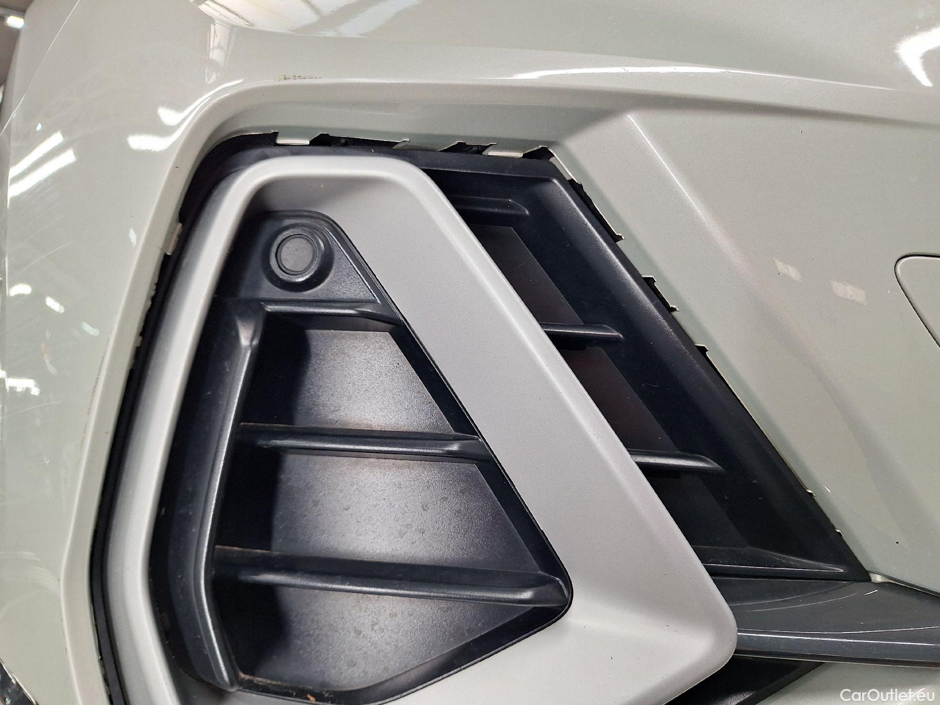  Audi  Q3 Audi,  SB '19 PHEV, Audi  Sportback 45 TFSI e S tronic S Line 5d #23