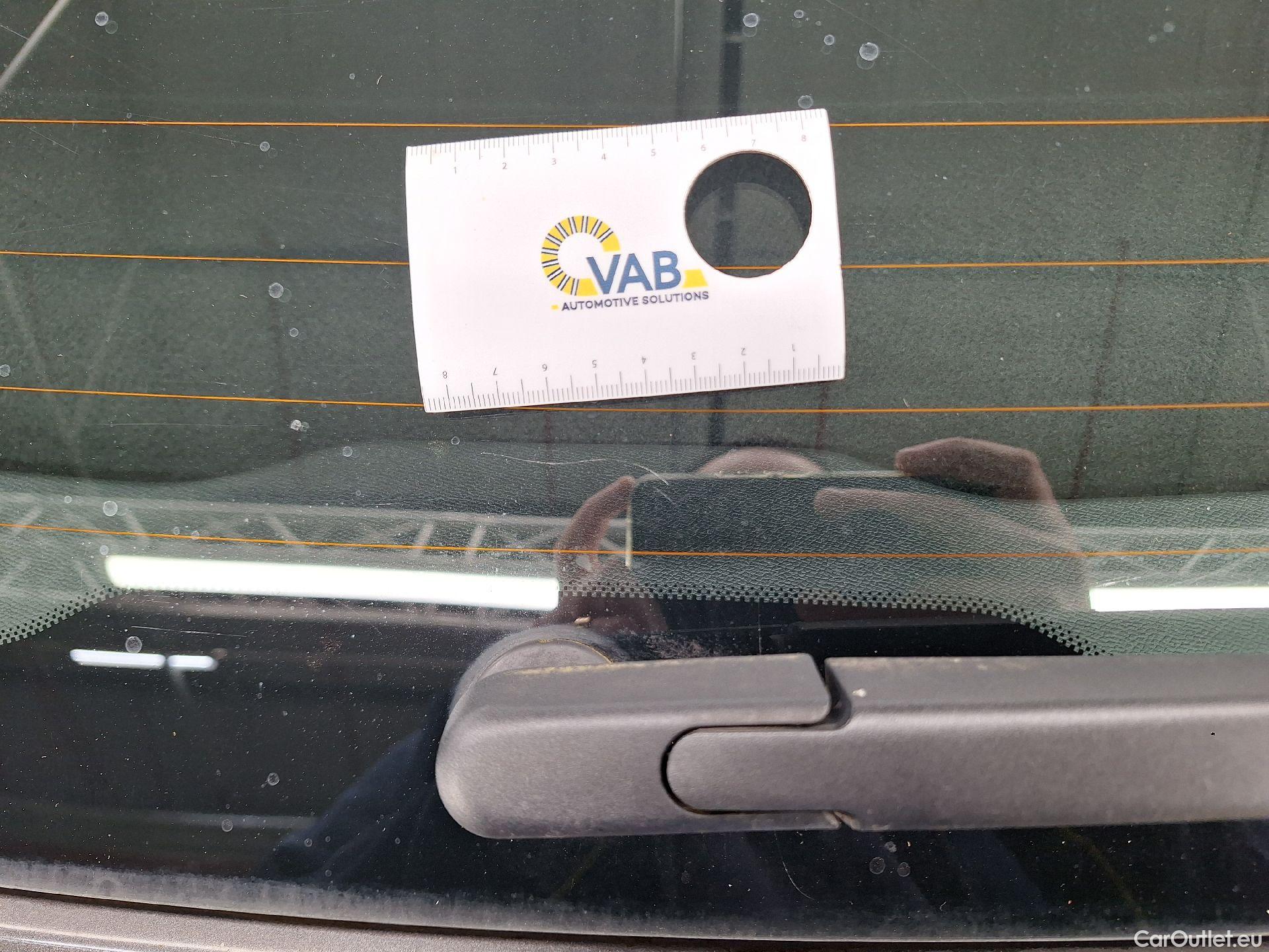  Peugeot  208 Peugeot,  '19, Peugeot  1.2 PureTech 100 EAT8 S&S Active Pack  #15