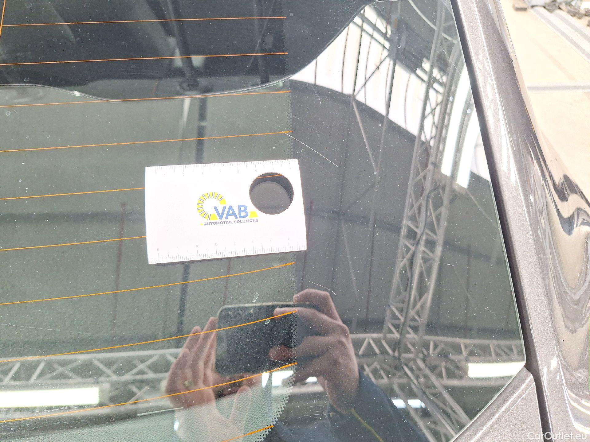  Peugeot  208 Peugeot,  '19, Peugeot  1.2 PureTech 100 EAT8 S&S Active Pack  #14