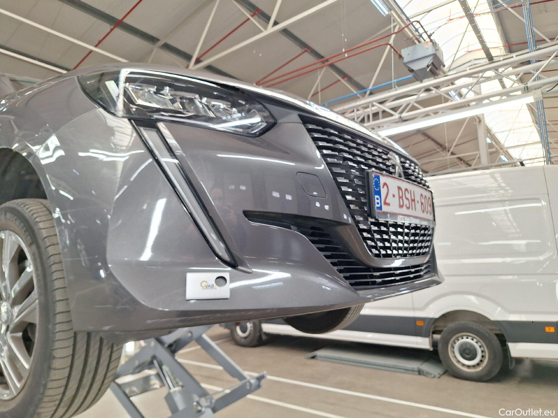  Peugeot  208 Peugeot,  '19, Peugeot  1.2 PureTech 100 EAT8 S&S Active Pack  #37