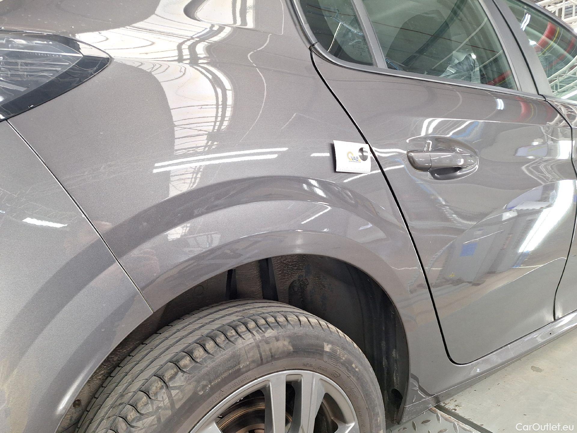  Peugeot  208 Peugeot,  '19, Peugeot  1.2 PureTech 100 EAT8 S&S Active Pack  #27