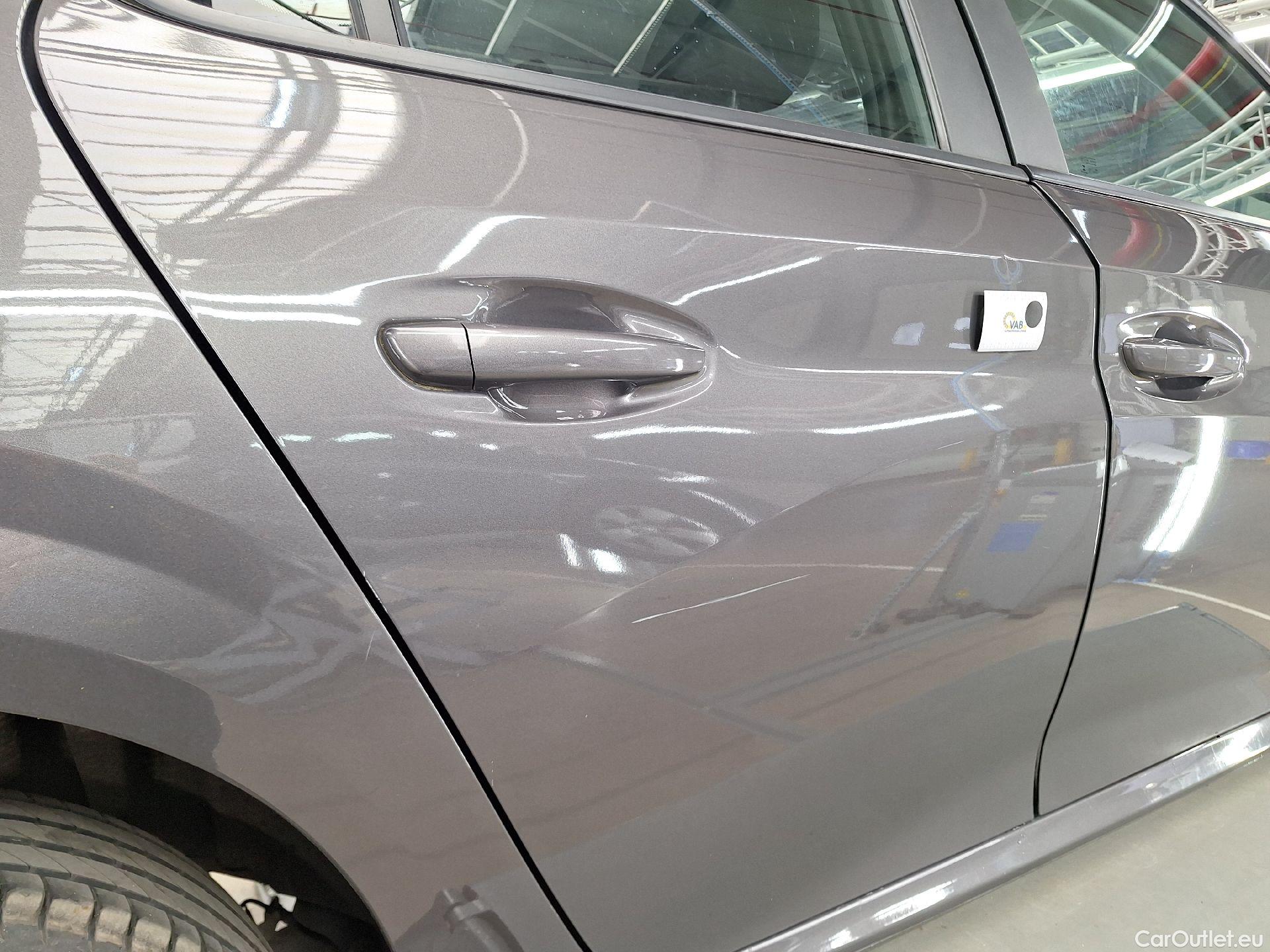  Peugeot  208 Peugeot,  '19, Peugeot  1.2 PureTech 100 EAT8 S&S Active Pack  #30