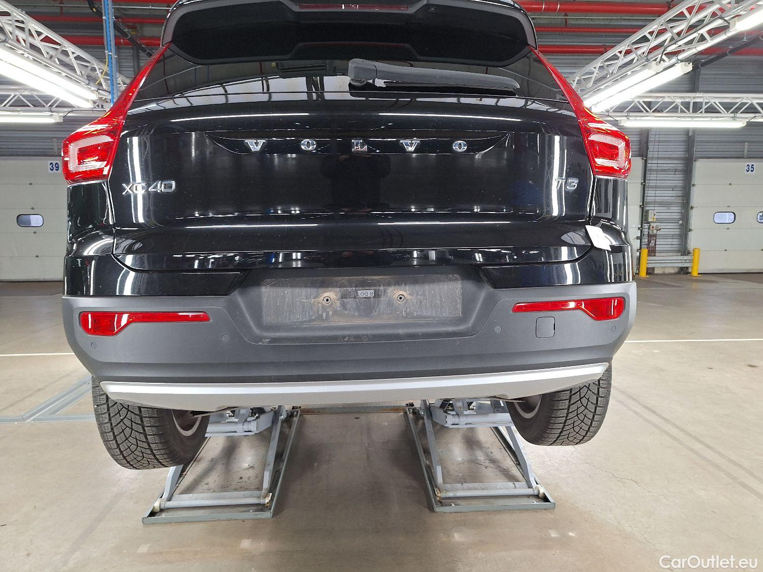  Volvo  XC 40 Volvo, XC40 '17, Volvo XC40 T3 Momentum Pro 5d #1