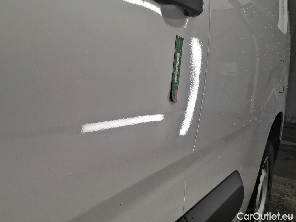  Citroen  Berlingo CITROEN  Van  2018  4P  Fourgonnette Taille XL 950kg BlueHDi 100 BVM #18