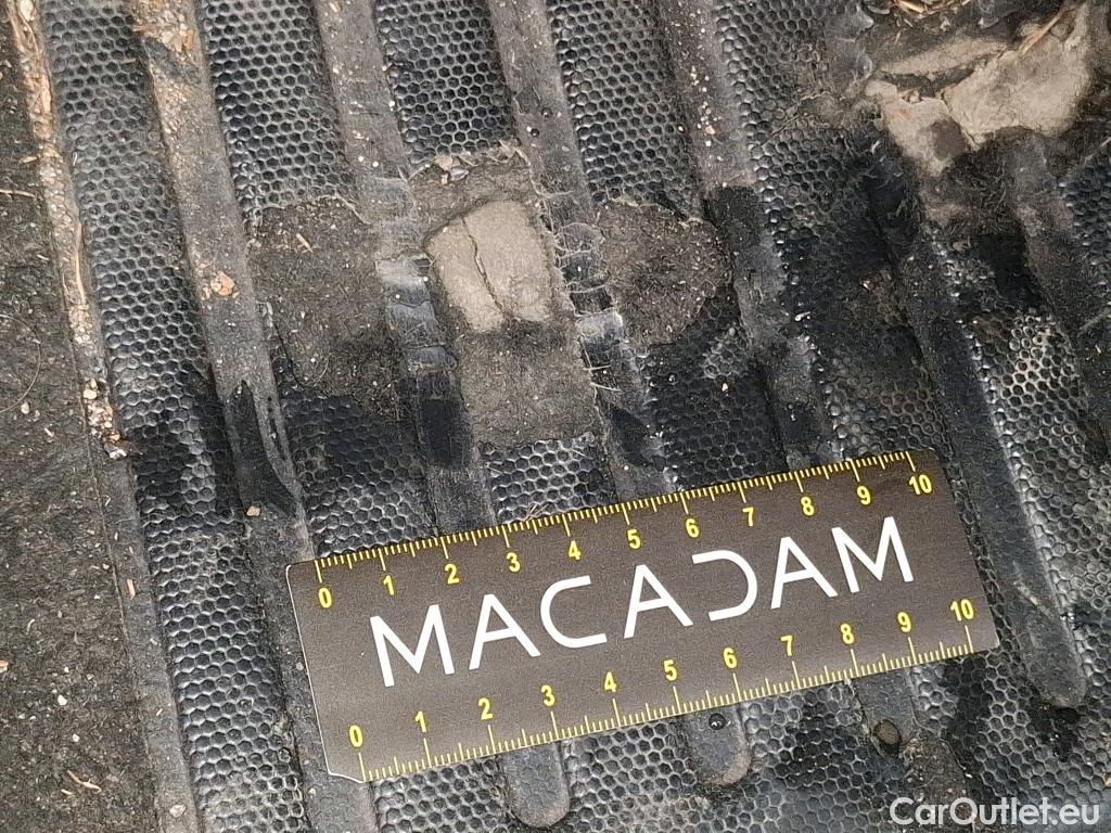  Citroen  C3 CITROEN  SOCIETE VF 5p BER BlueHDi 75 BVM 79g Confort bi-corps VU (Ex 238V) #2