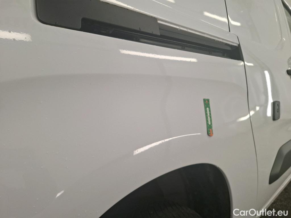  Citroen  Berlingo CITROEN  Van  2018  4P  Fourgonnette Taille XL 950kg BlueHDi 100 BVM #7