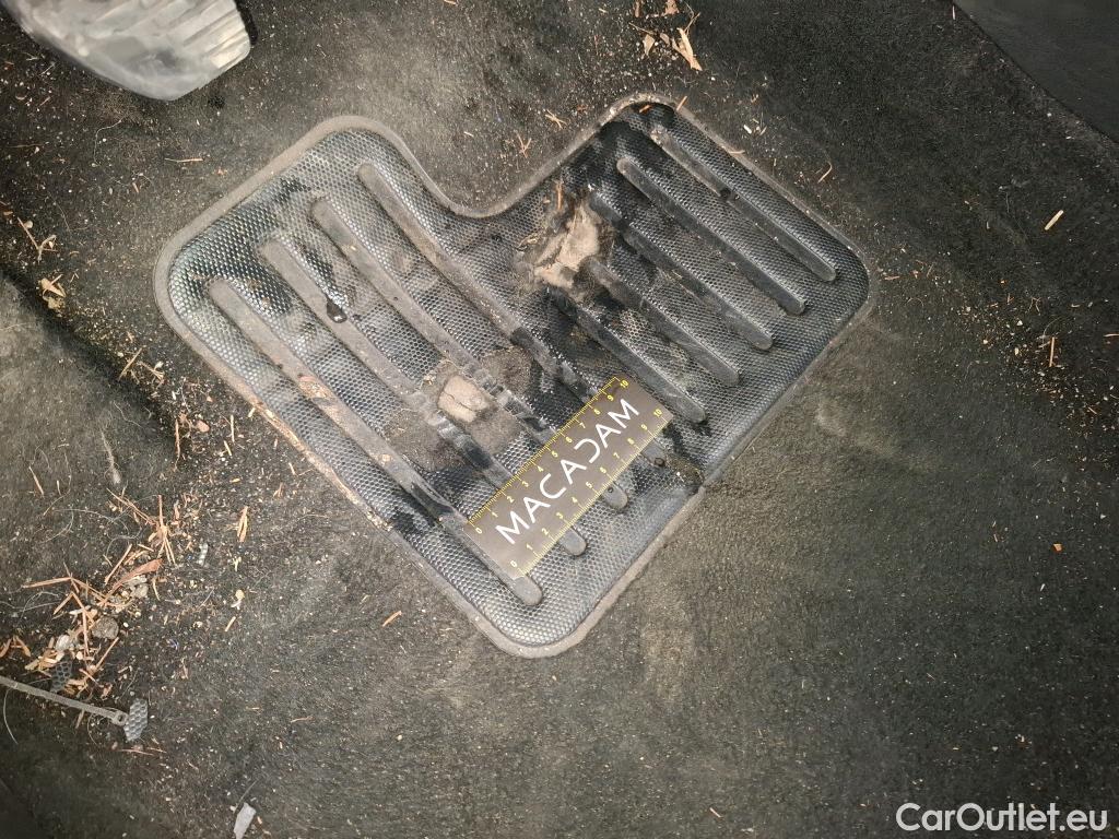  Citroen  C3 CITROEN  SOCIETE VF 5p BER BlueHDi 75 BVM 79g Confort bi-corps VU (Ex 238V) #1