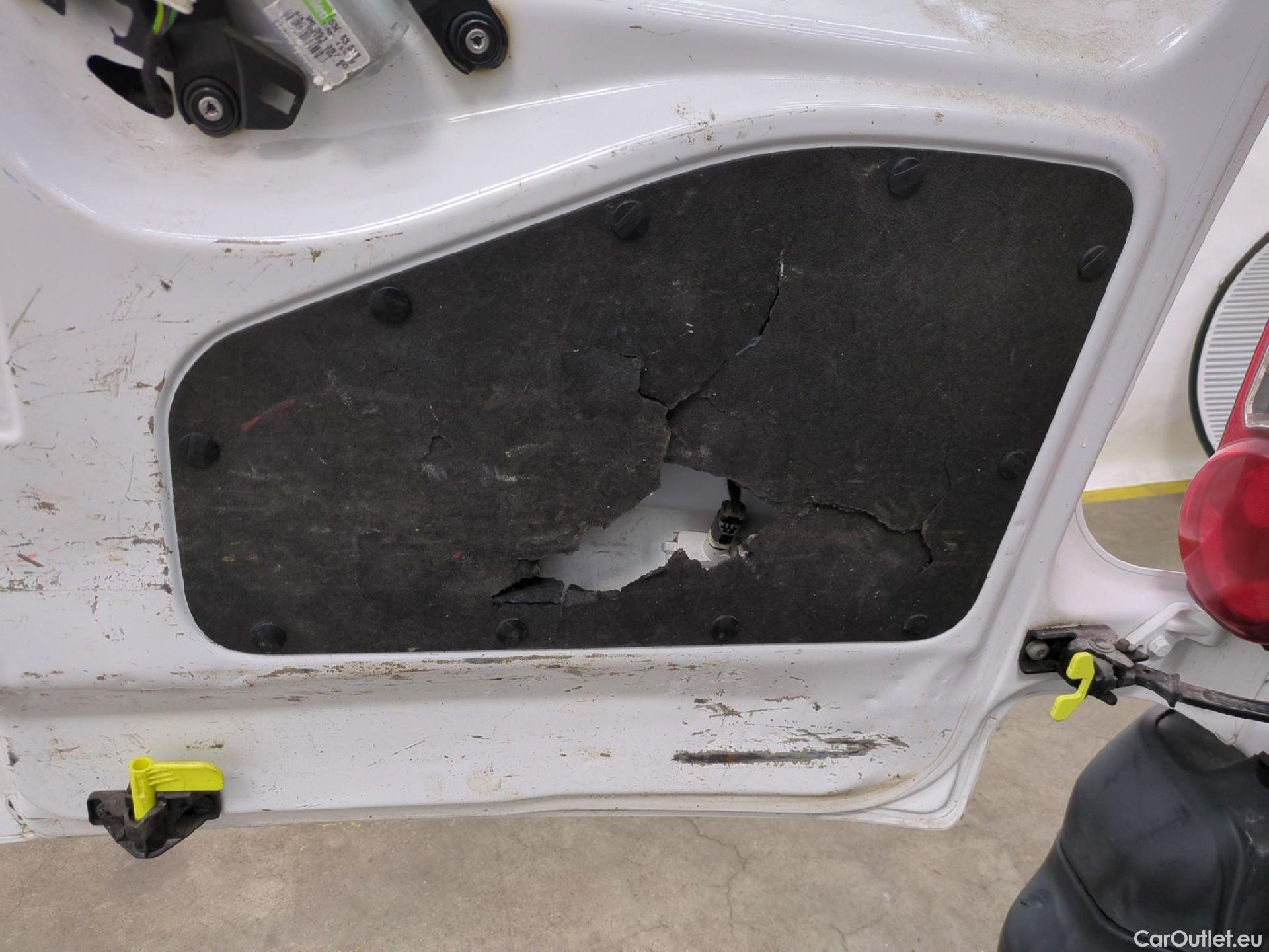  Citroen  Berlingo  Fourgon Club L1 (Court) 1.6 BlueHDi 100CV BVM5 E6 #2