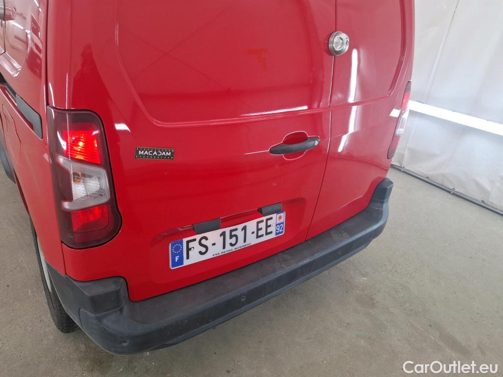  Citroen  Berlingo  Fourgon Driver M 650 1.2 PureTech 130CV BVA8 E6d #20