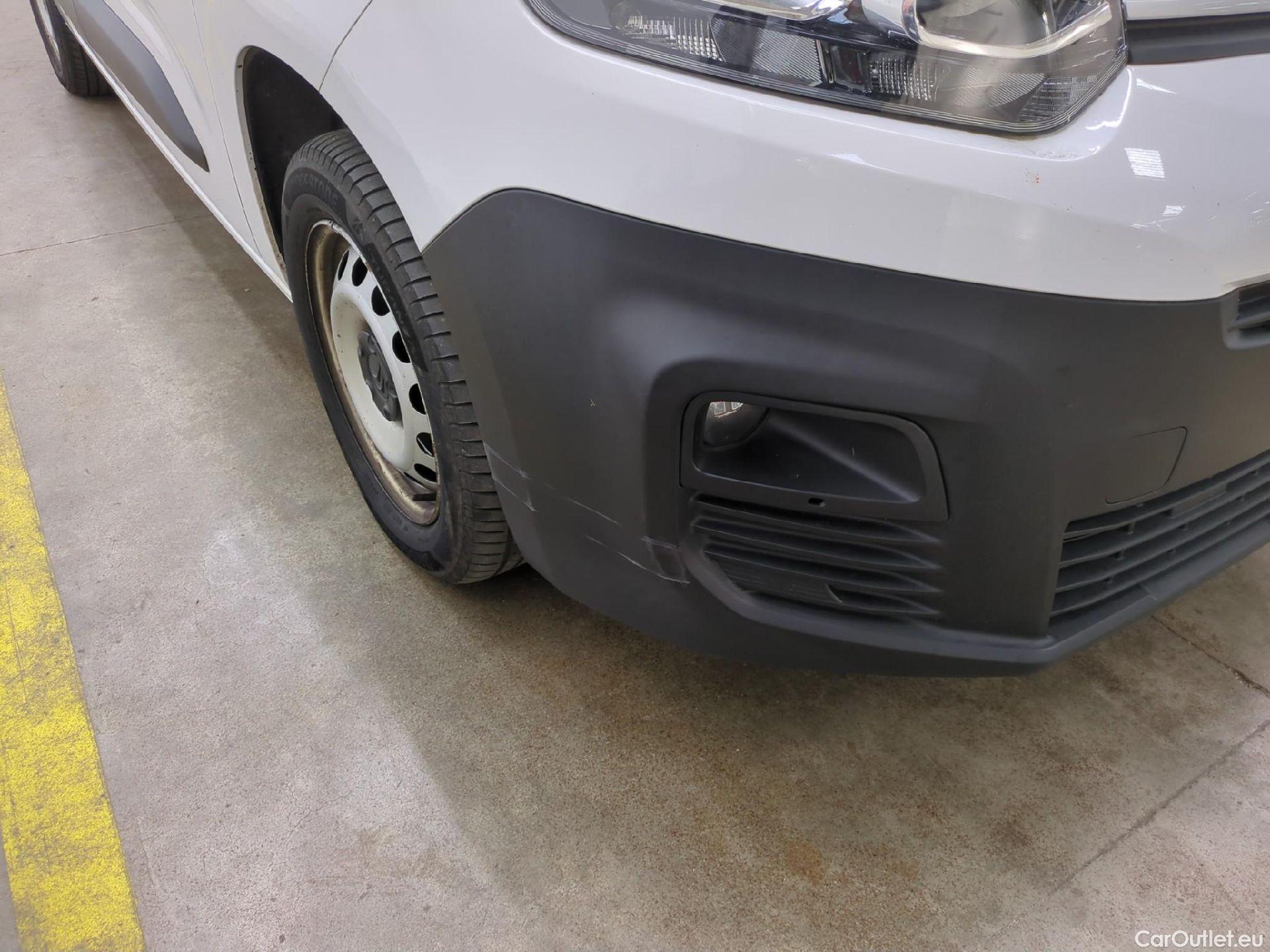  Citroen  Berlingo  Fourgon Club XL 950 1.5 BlueHDi 100CV BVM5 E6dT #36