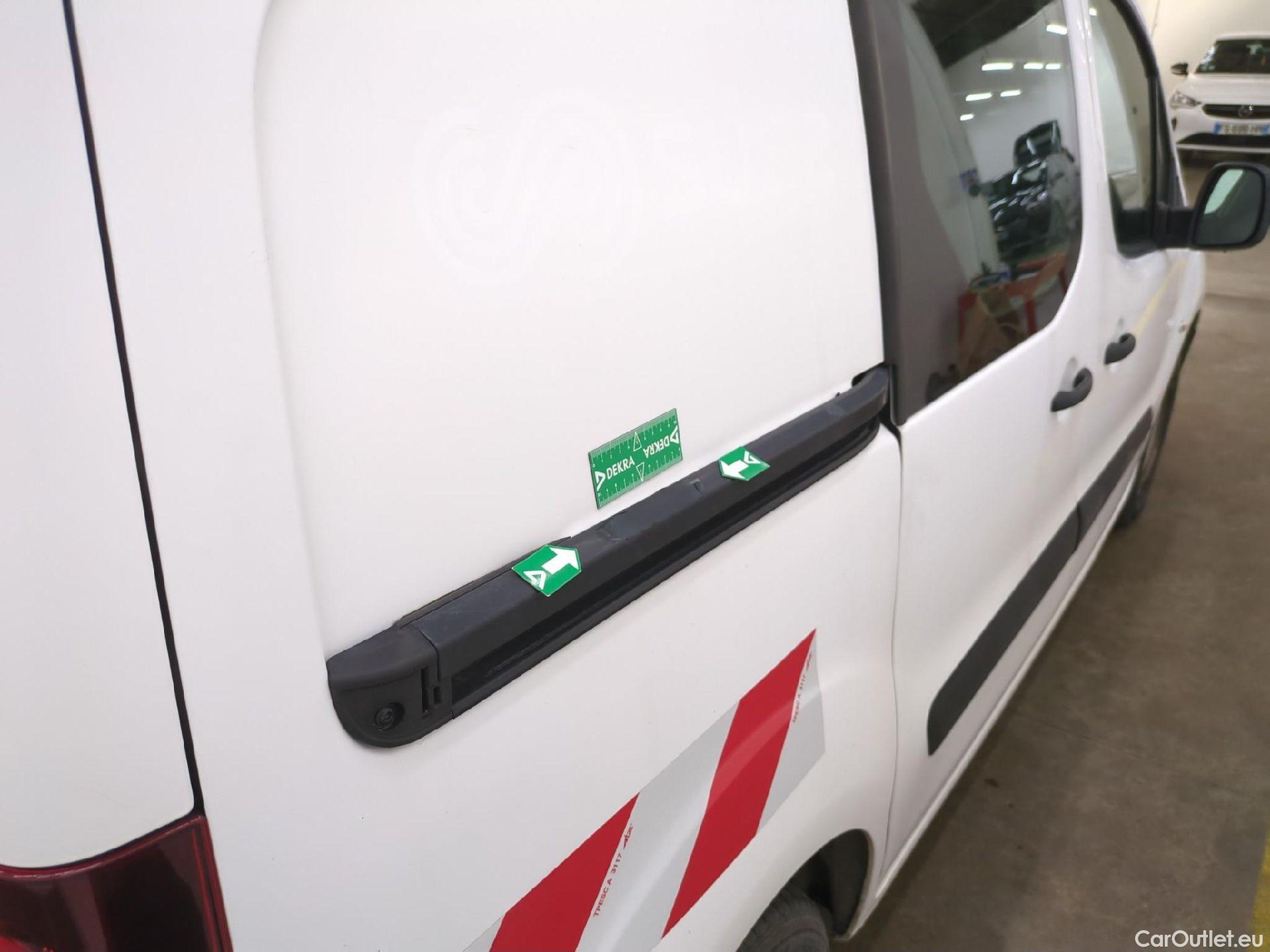  Citroen  Berlingo  Fourgon Club L1 (Court) 1.6 BlueHDi 100CV BVM5 E6 #14