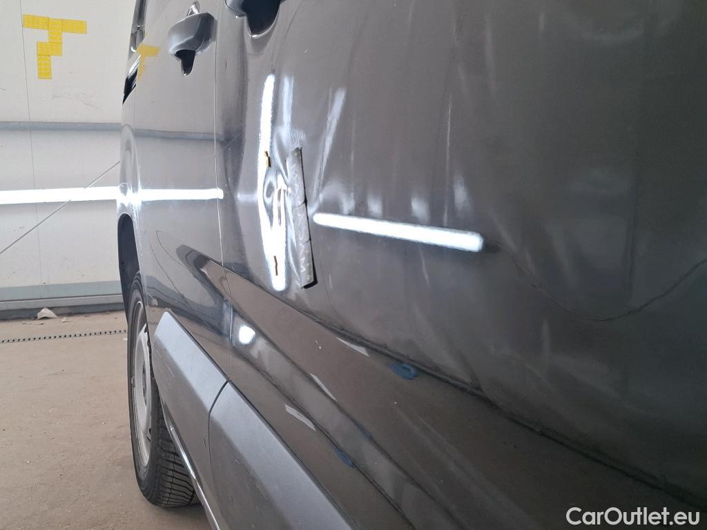  Citroen  Berlingo  Fourgon Club M 1000 1.5 BlueHDi 130CV BVA8 E6dT #23