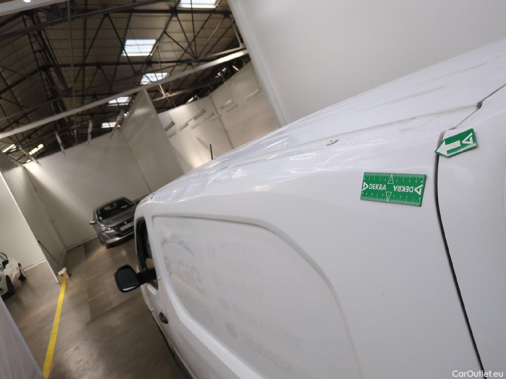  Citroen  Berlingo  Fourgon Club XL 950 1.5 BlueHDi 100CV BVM5 E6dT #31