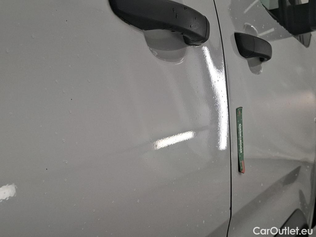  Citroen  Berlingo CITROEN  Van  2018  4P  Fourgonnette Taille XL 950kg BlueHDi 100 BVM #14