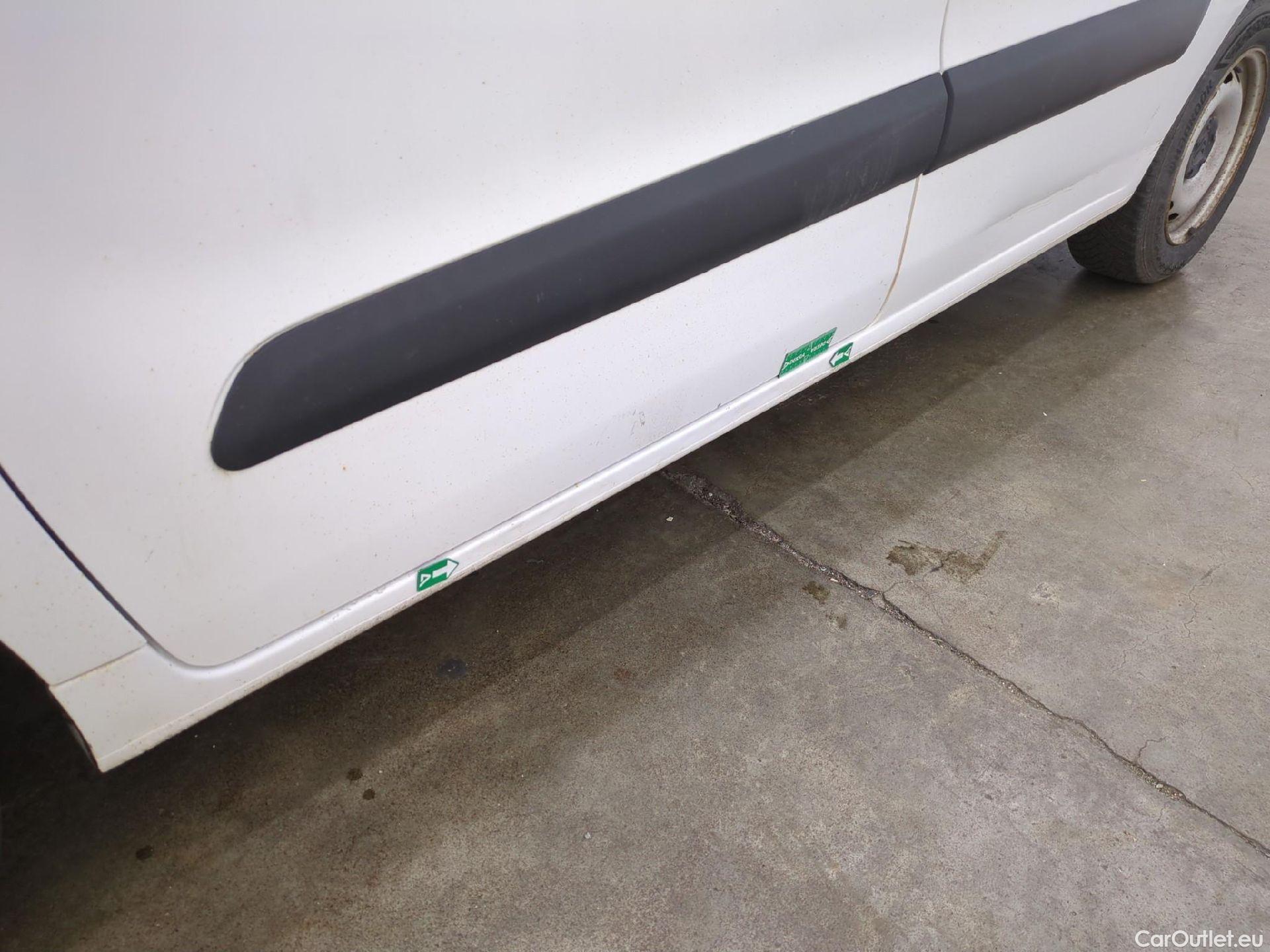  Citroen  Berlingo  Fourgon Club L1 (Court) 1.6 BlueHDi 100CV BVM5 E6 #44