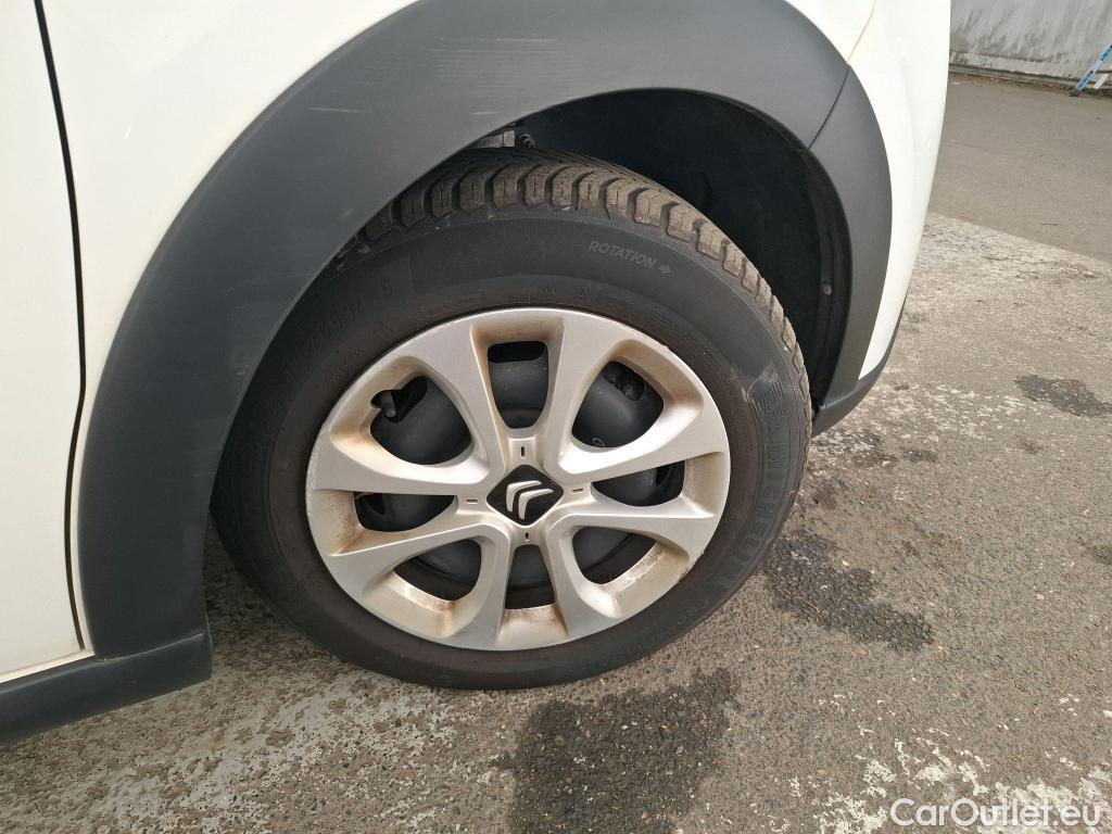  Citroen  C3  Société Feel 1.5 BlueHDI 100CV BVM6 E6dT #9