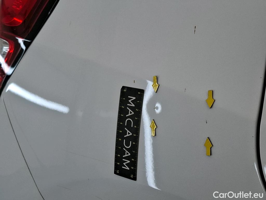  Citroen  C3 CITROEN  SOCIETE VF 5p BER BlueHDi 75 BVM 79g Confort bi-corps VU (Ex 238V) #57