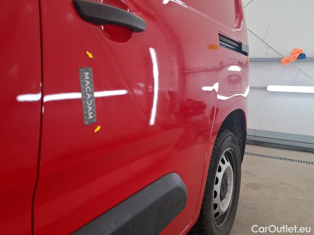  Citroen  Berlingo  Fourgon Driver M 650 1.2 PureTech 130CV BVA8 E6d #7