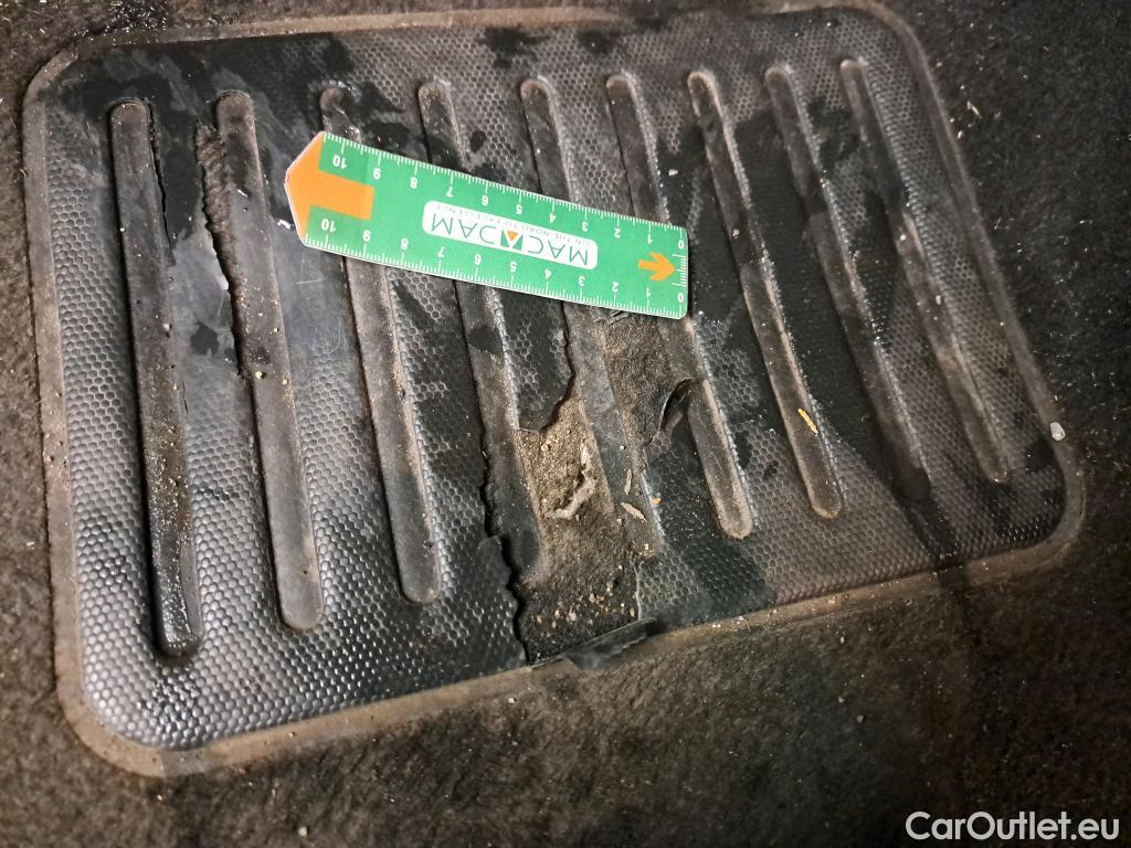  Citroen  C3  Société Feel 1.2 PureTech 80CV BVM5 E6d #5