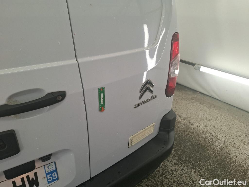  Citroen  Berlingo CITROEN  Van  2018  4P  Fourgonnette Taille XL 950kg BlueHDi 100 BVM #28
