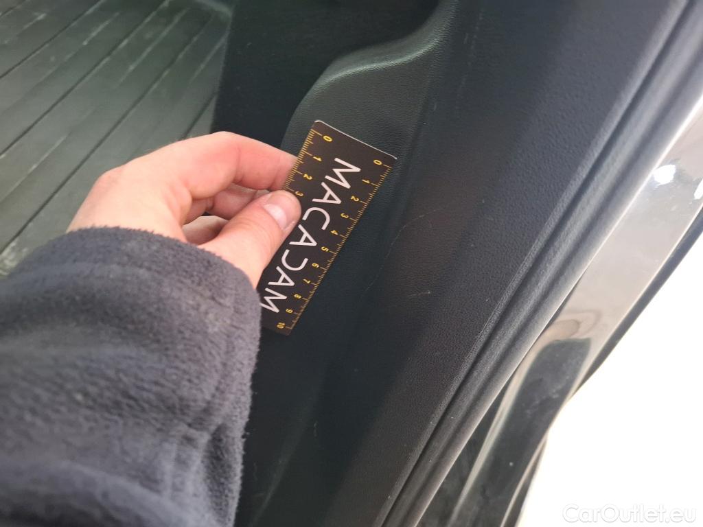  Citroen  C3  Société Feel Nav 1.6 BlueHDi 75CV BVM5 E6 #47