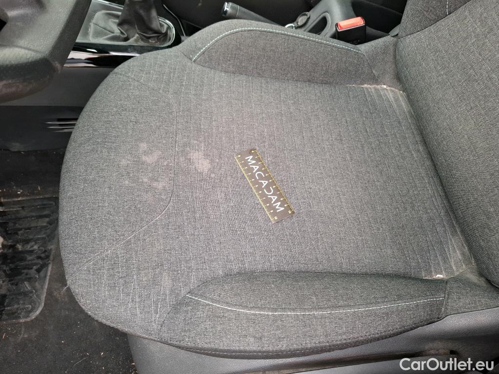  Citroen  C3 CITROEN  SOCIETE VF 5p BER BlueHDi 75 BVM 79g Confort bi-corps VU (Ex 238V) #78