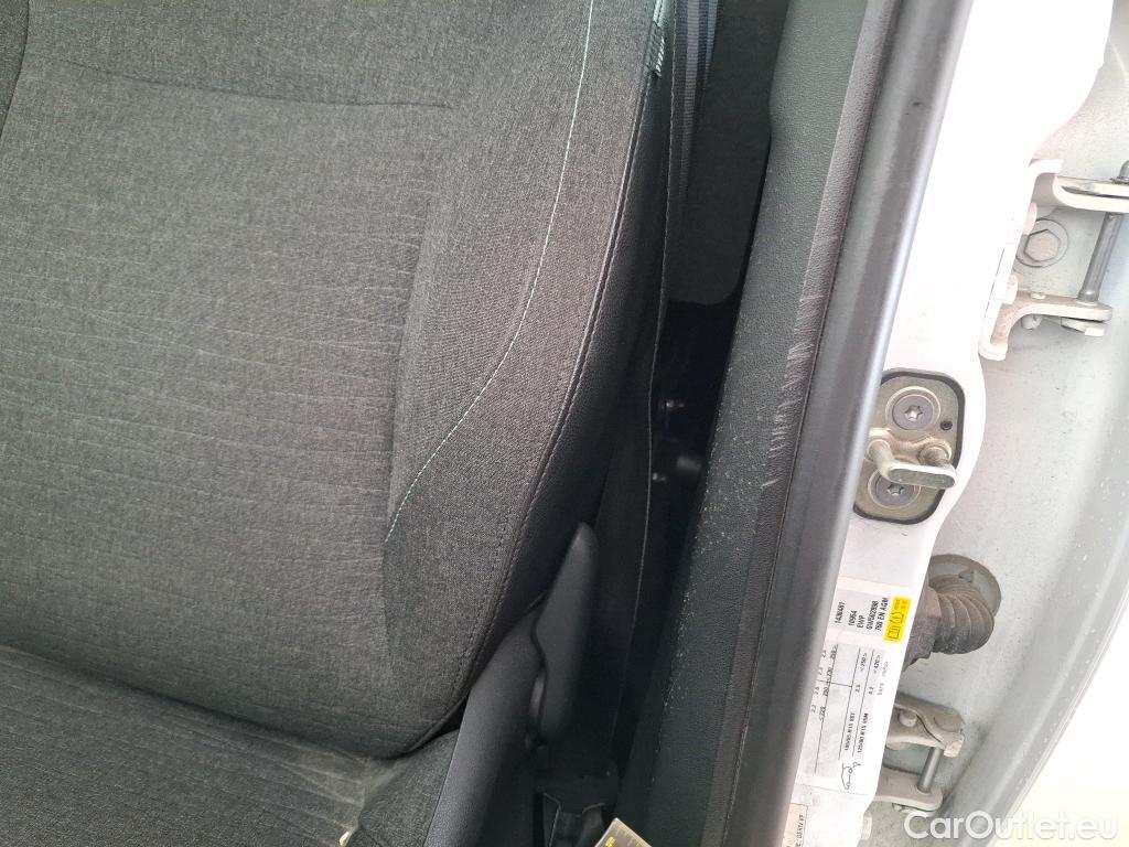  Citroen  C3 CITROEN  SOCIETE VF 5p BER BlueHDi 75 BVM 79g Confort bi-corps VU (Ex 238V) #27