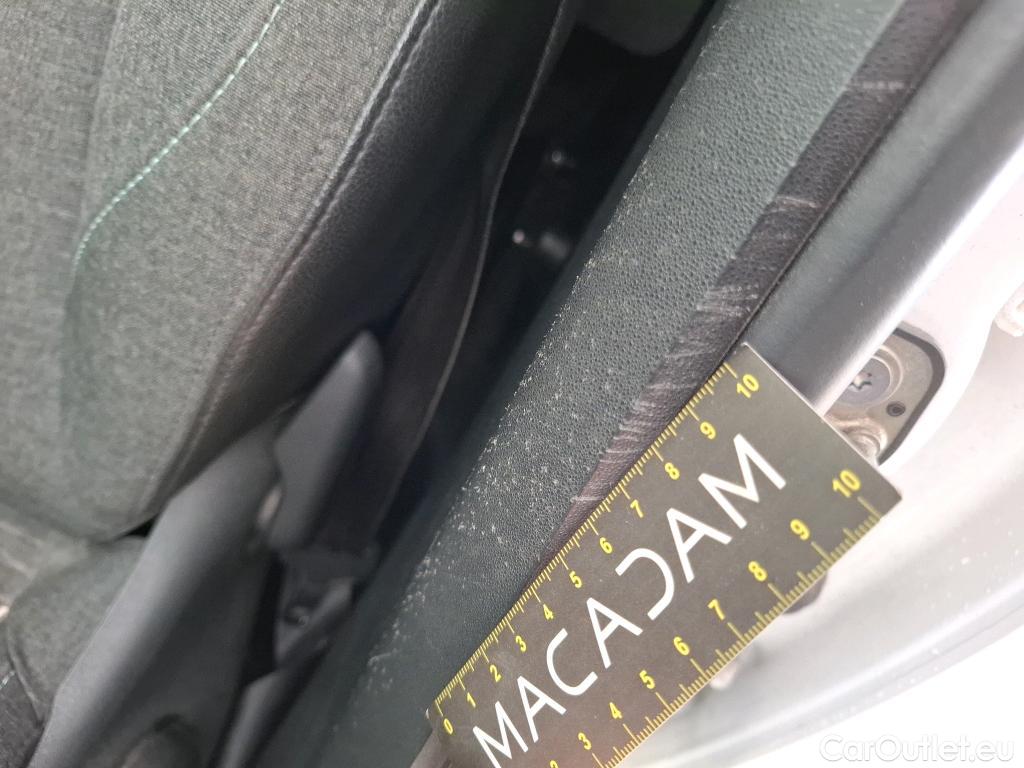  Citroen  C3 CITROEN  SOCIETE VF 5p BER BlueHDi 75 BVM 79g Confort bi-corps VU (Ex 238V) #29