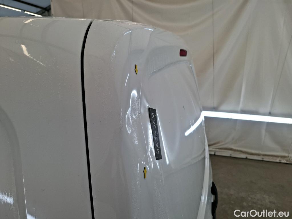  Citroen  Berlingo CITROEN  / 2018 / 4P / Fourgonnette Taille M 650kg BlueHDi 100 BVM Club (ex 410B) #33