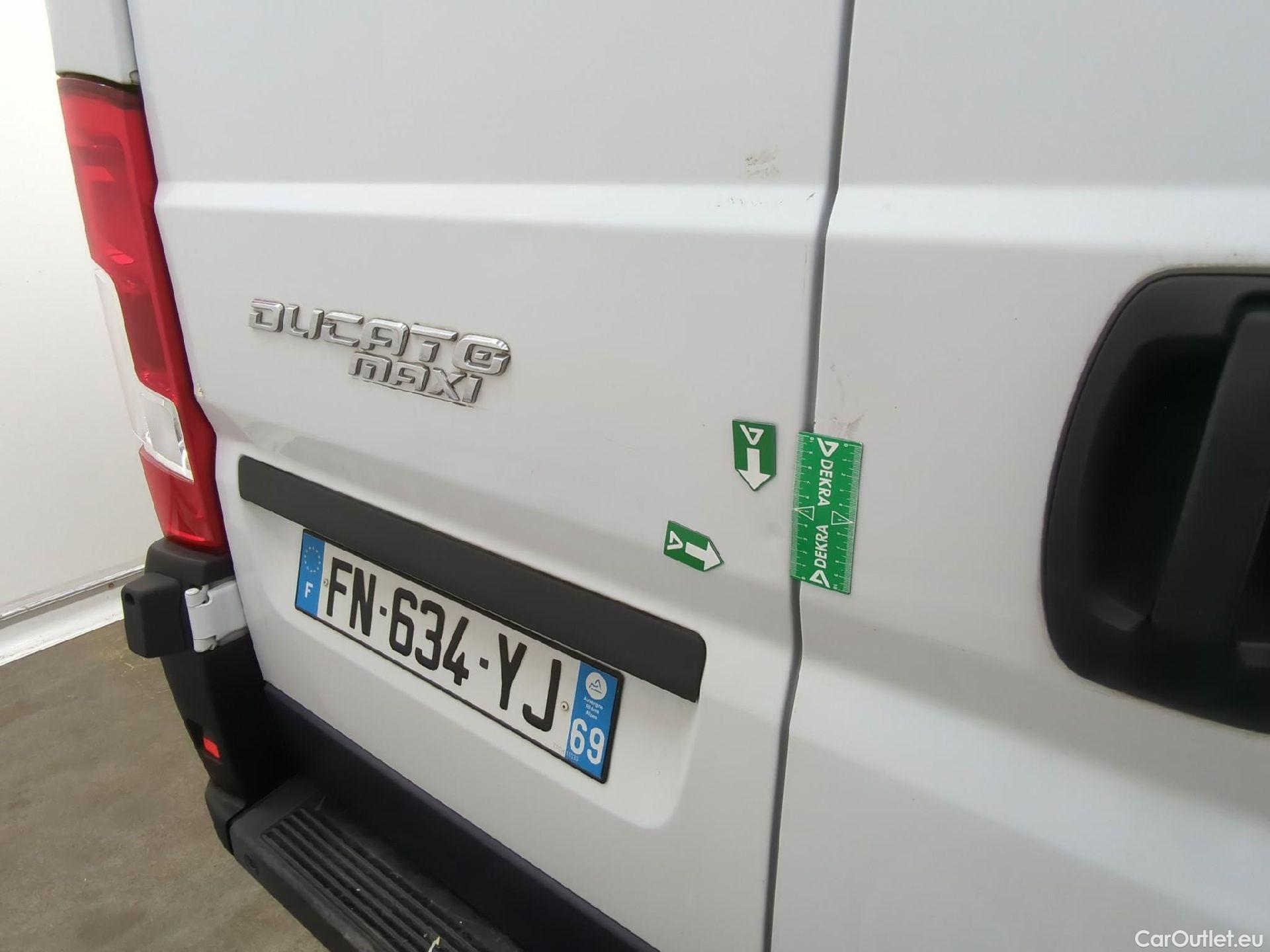  Fiat  Ducato FIAT  / 2014 / 4P / Fourgon tôlé Maxi 3.5 XL H2 2.3 Mjet 140 Pack Pro Nav #46