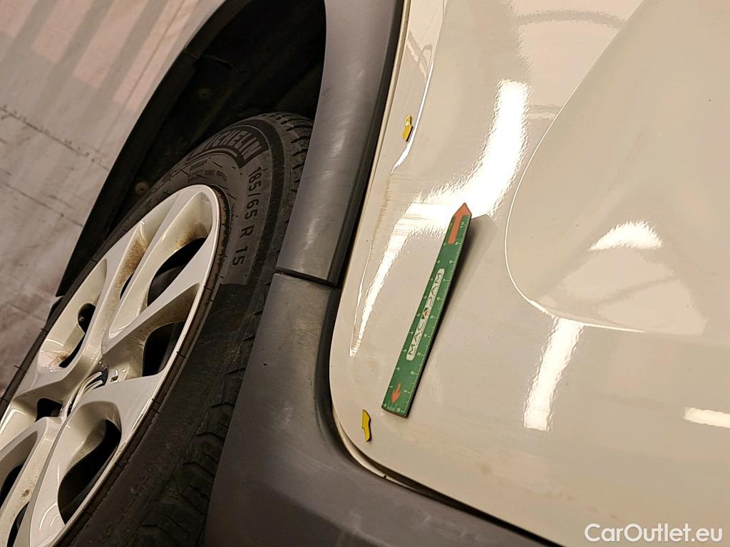  Citroen  C3  Société Feel 1.5 BlueHDI 100CV BVM5 E6dT #2