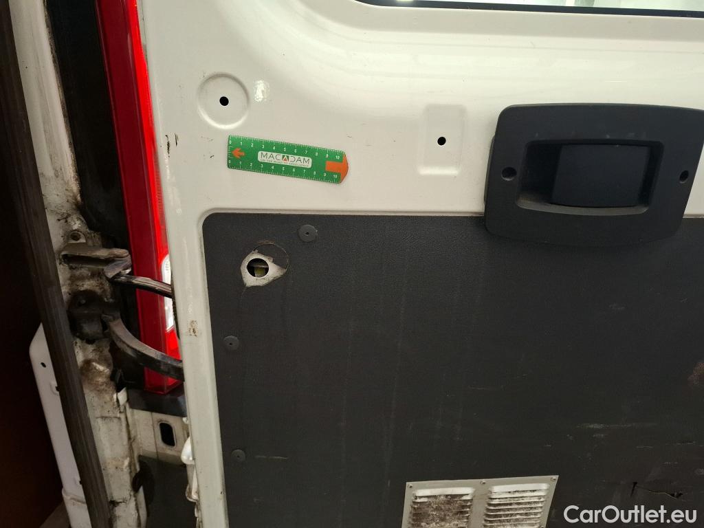  Citroen  Jumper CITROEN  VU 4p Fourgon 35 L2H2 BlueHDi 130 S&S BVM6 Club #38