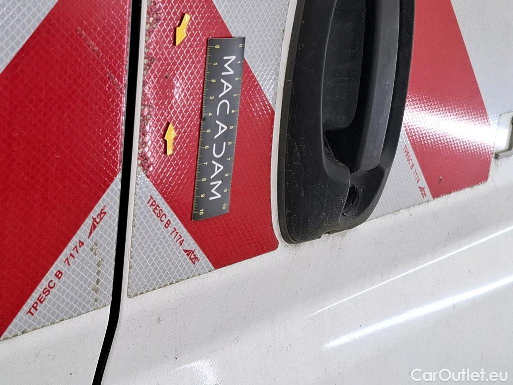  Citroen  Jumper CITROEN  VU 4p Fourgon 33 L2H2 BlueHDi 130 S&S BVM6 Business #44