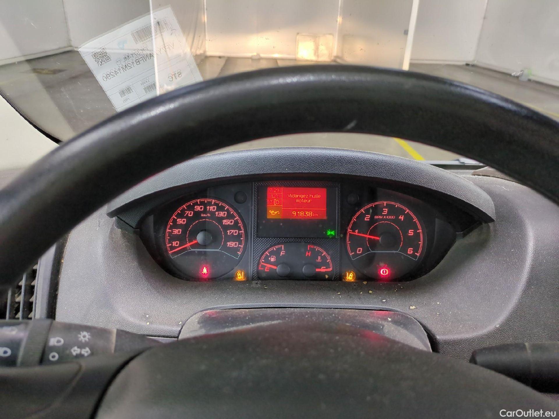  Citroen  Jumper CITROEN  / 2014 / 4P / Fourgon tôlé 30 L2H1 BlueHDi 120 S&S BVM6 Driver #1