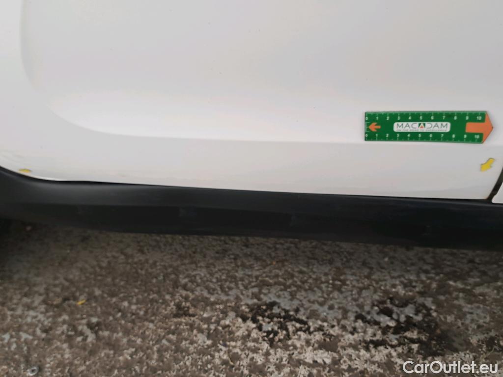  Citroen  C3  Société Feel 1.5 BlueHDI 100CV BVM5 E6dT #3