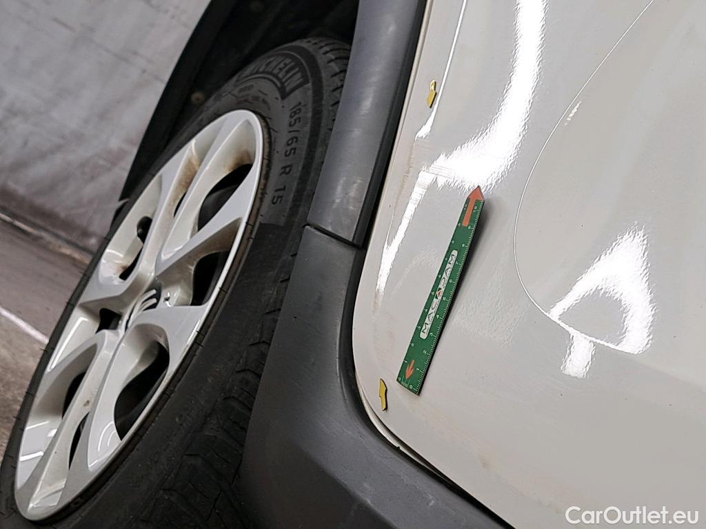  Citroen  C3  Société Feel 1.5 BlueHDI 100CV BVM5 E6dT #1