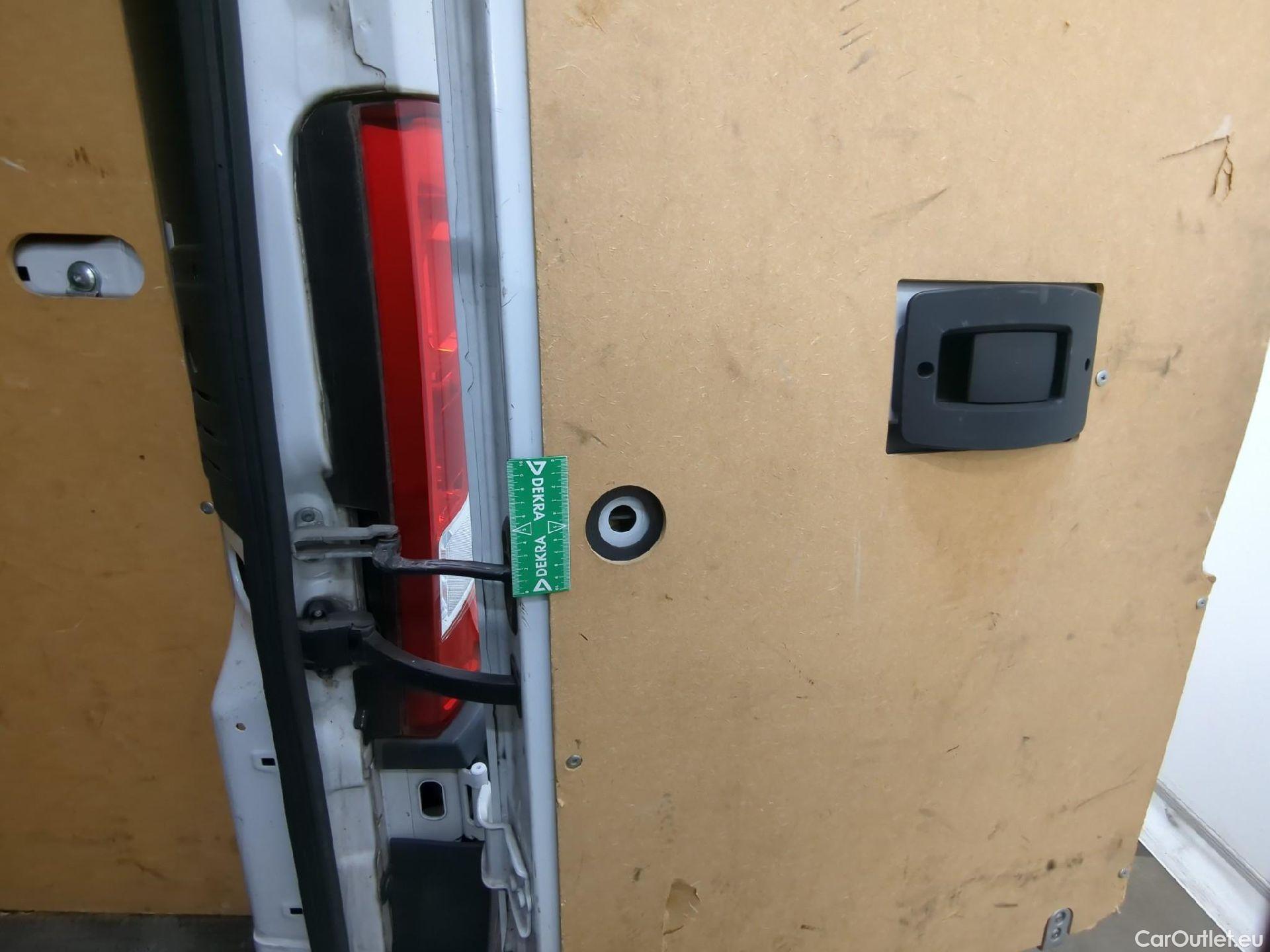  Fiat  Ducato FIAT  / 2014 / 4P / Fourgon tôlé Maxi 3.5 XL H2 2.3 Mjet 140 Pack Pro Nav #15