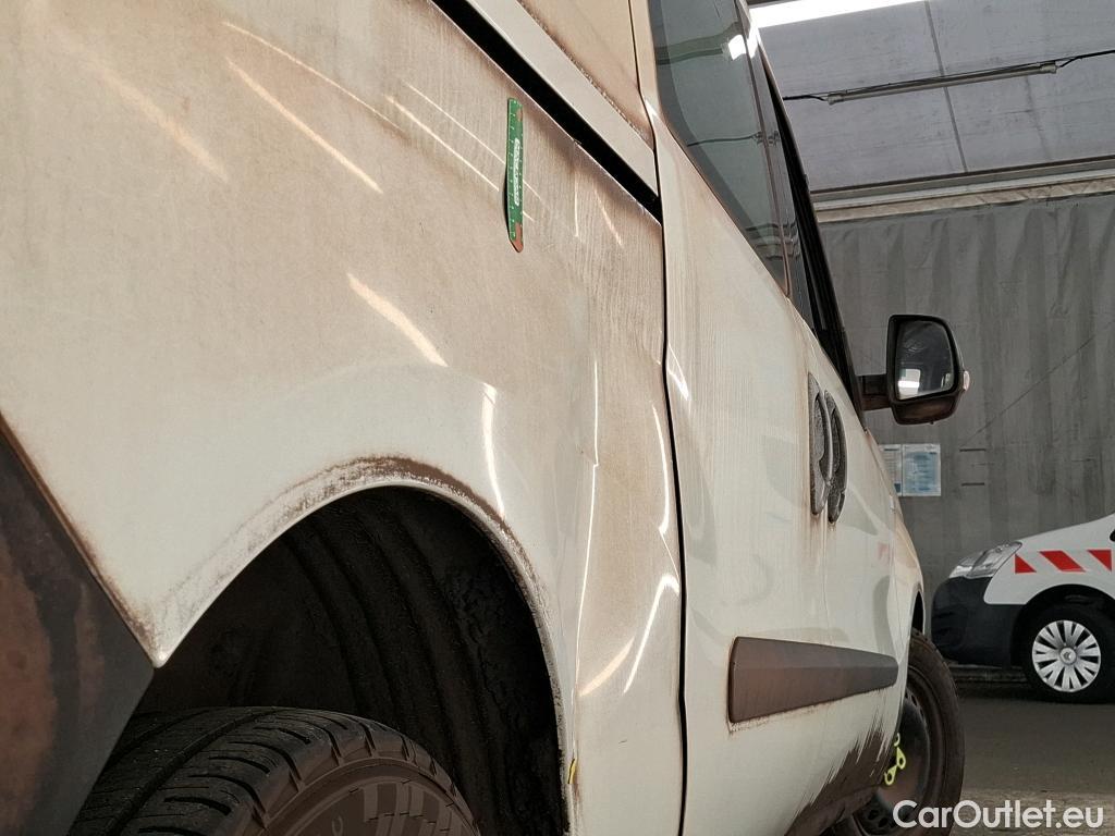  Fiat  Doblo Doblò Pack Professional Maxi Fourgon 1.3 Multijet 90CV BVM5 E5 #3