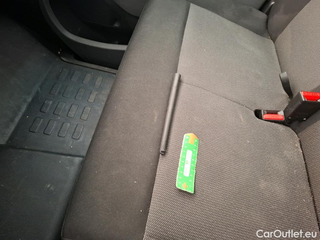  Peugeot  Expert  Combi Standard 1.5 HDi 120CV BVM6 9 Sieges E6d #60