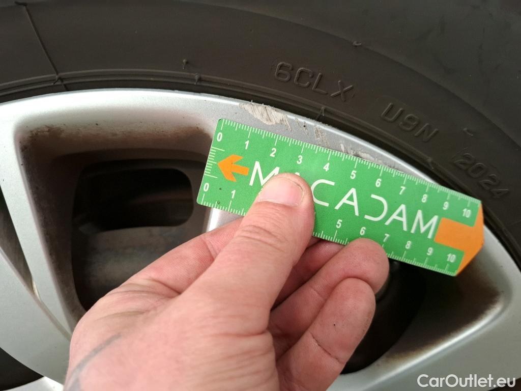  Peugeot  208  Affaire Premium Pack 1.5 HDi 100CV BVM5 E6dT #39