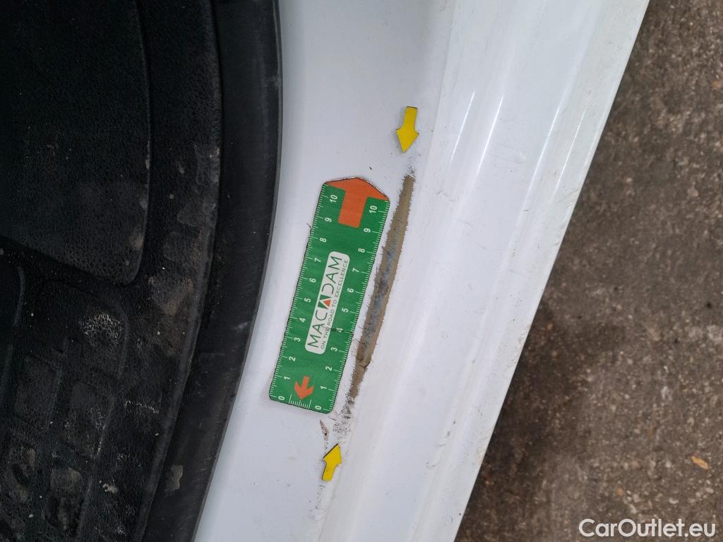  Peugeot  Expert  Combi Standard 1.5 HDi 120CV BVM6 9 Sieges E6d #34