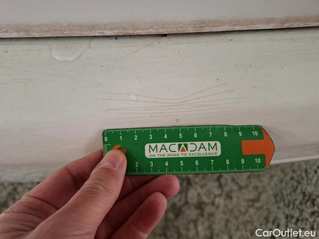  Peugeot  208 PEUGEOT  Affaire VU 5p Berline 1.6 BLUEHDI 75 PRO #4